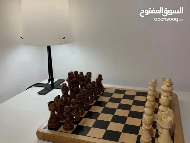 شطرنج خشب زان تفصيل مع أحجار خشب