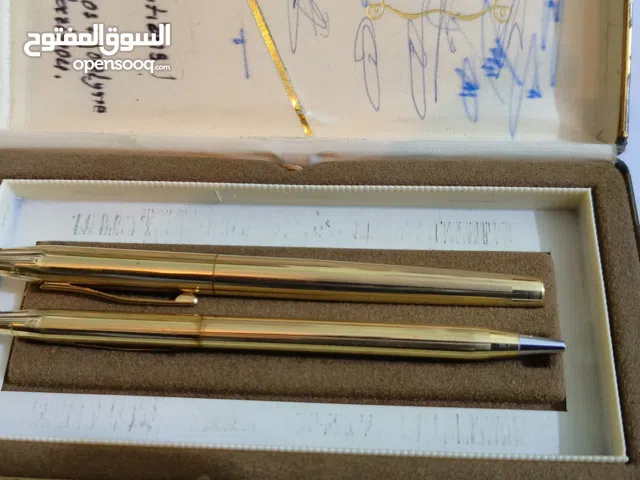 قلم كروز مع العلبة نظافه 100/100 طلاع ذهب 12 ثابت