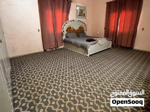 200 m2 2 Bedrooms Townhouse for Rent in Al Sharqiya Ja'alan Bani Bu Ali