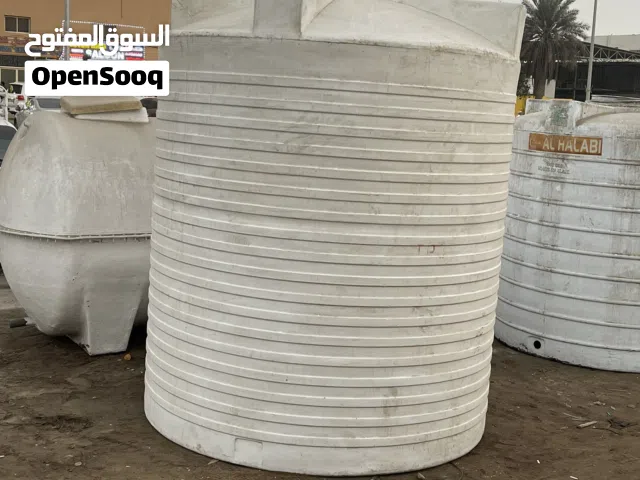 خزان مياه بوليكوم 1500 جالون مستعمل نظيف للبيع