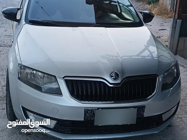 سكودا اوكتافيا