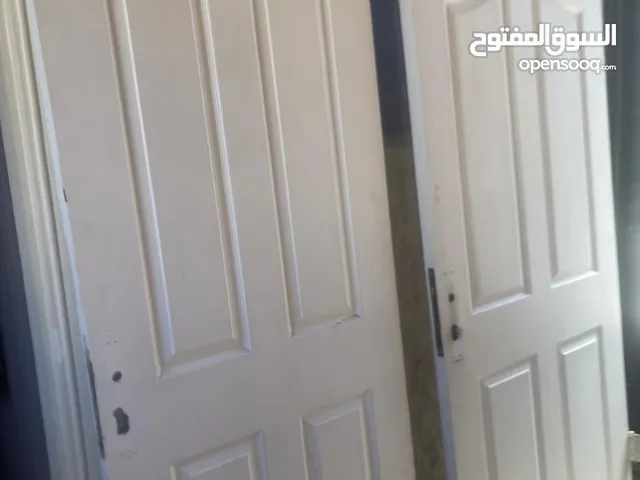 ابواب خشب داخلية بدون حلق عدد 2 للبيع