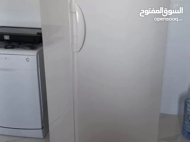 ثلاجة مستعملة للبيع