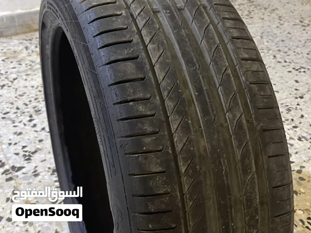 قومة 19 نظيفة شبه جديدة