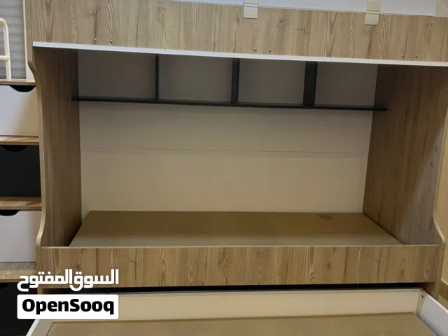 اسره ثلاثه طوابق