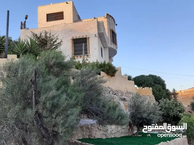 5 Bedrooms Farms for Sale in Jerash Al-Haddadeh