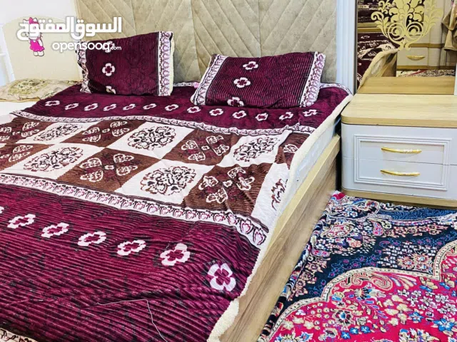 غرفة نوم تركيه 11 قطعه نضيفه ومرتبه بلون اوف وايت مع خشبي تناسب الذوق العصري والكلاسيك بنفس الوقت