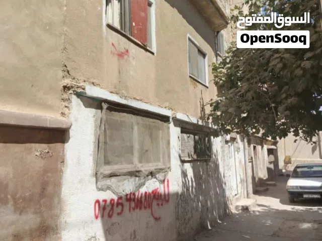 100 m2 More than 6 bedrooms Townhouse for Sale in Zarqa Russayfah