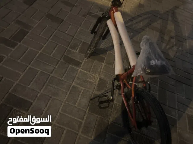 قاري BMXحركات نشيط ومافي شي وإلاستعمال خفيف ماصرله اقل من شهر نظيف جدا