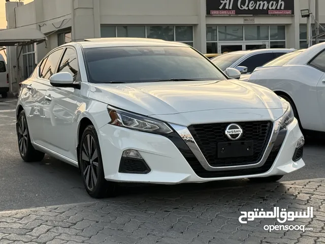 نيسان التيماSV 2021 أمريكى