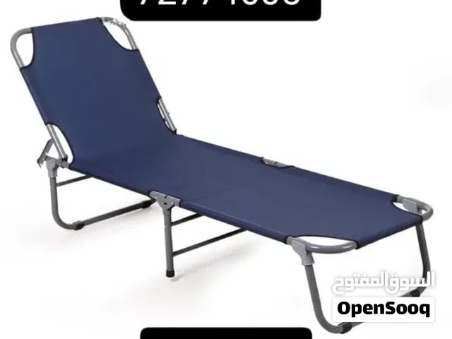عرض على سرير الرحلات القابل للطي .  يصير كرسي او سرير  - يتحمل اوزان جوده عاليه  - الطول 2متر ال