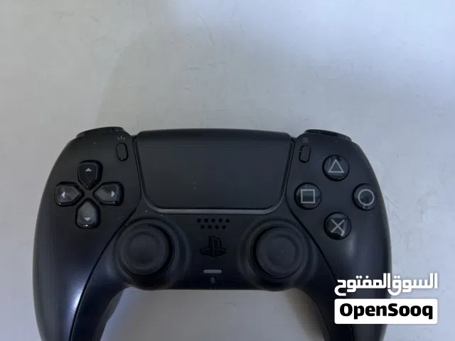 جويستك بلايستيشن فايف الاصلي الي يجي ويا الجهاز نسخه خاصه مستعمل اقل الشهر