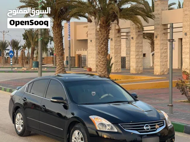 2012 نيسان التيما SL