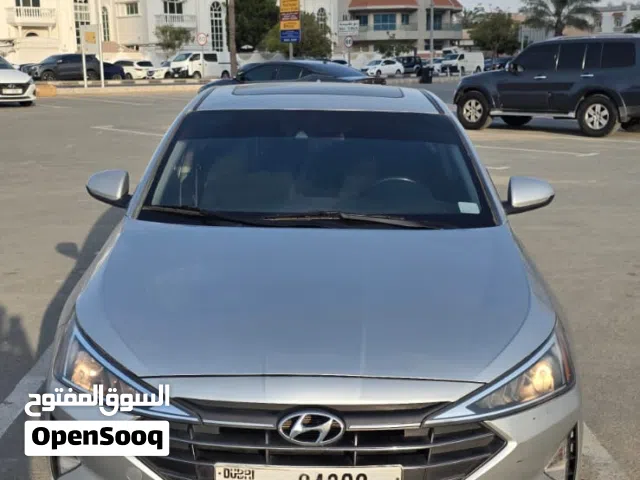 Used Hyundai Elantra in Sharjah