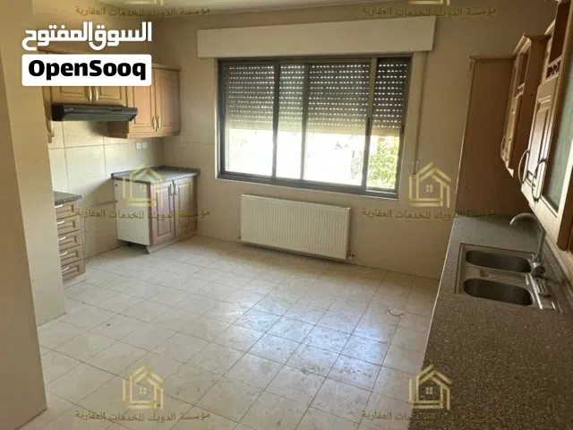 200 m2 3 Bedrooms Apartments for Rent in Amman Al Kursi