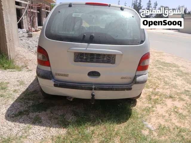 رينو موديل 2003