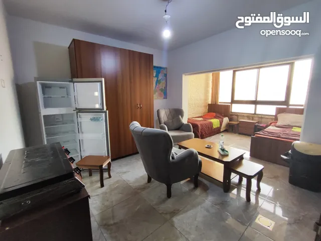 استديو مفروش للإيجار – شارع القدس قرب مطعم توستي