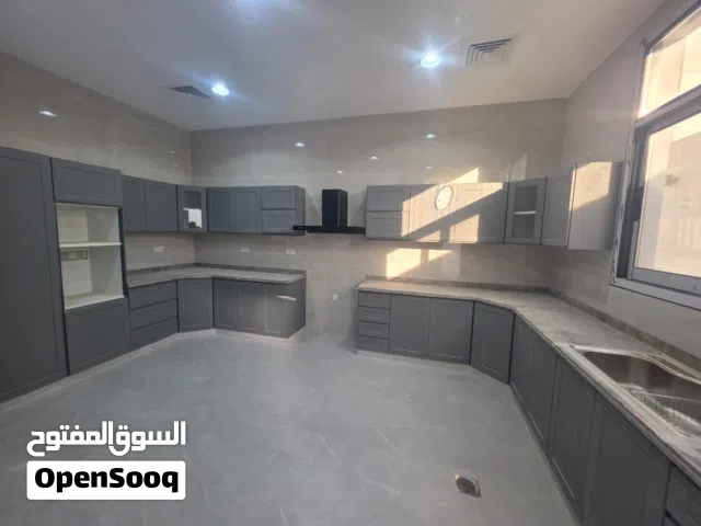 130 m2 3 Bedrooms Apartments for Rent in Abu Dhabi Al Shamkhah