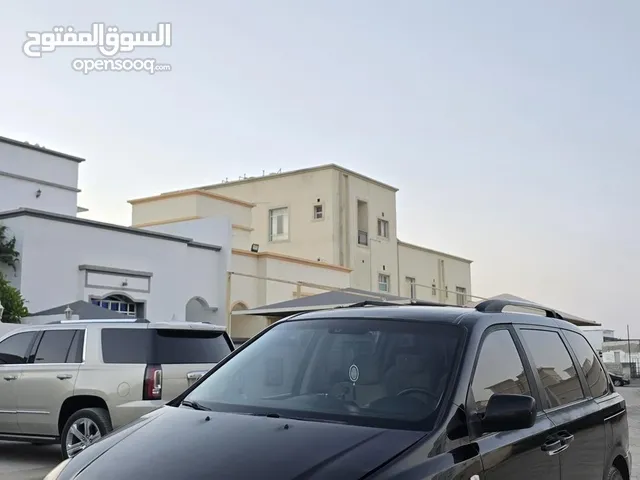 للبيع سياره كيا كرنفال