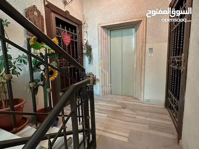 191 m2 3 Bedrooms Apartments for Sale in Amman Marj El Hamam