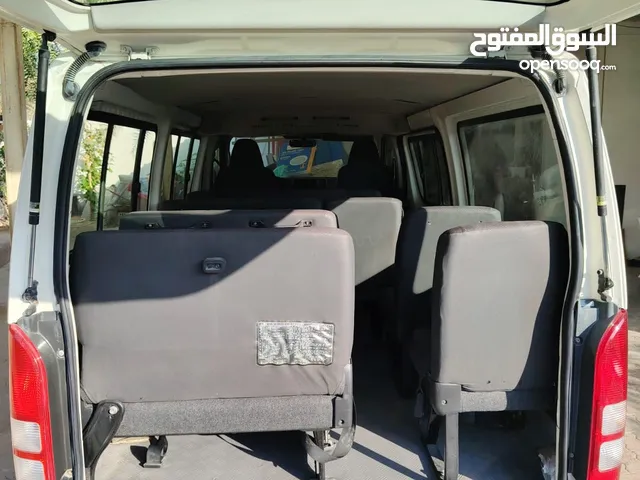 باص تويوتا هايس 2013