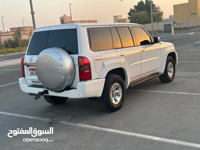 نيسان سفاري 2009