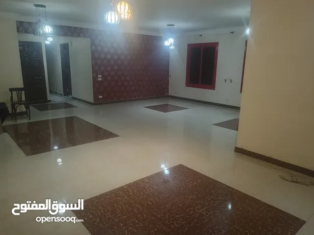 220 m2 3 Bedrooms Apartments for Rent in Cairo Mokattam
