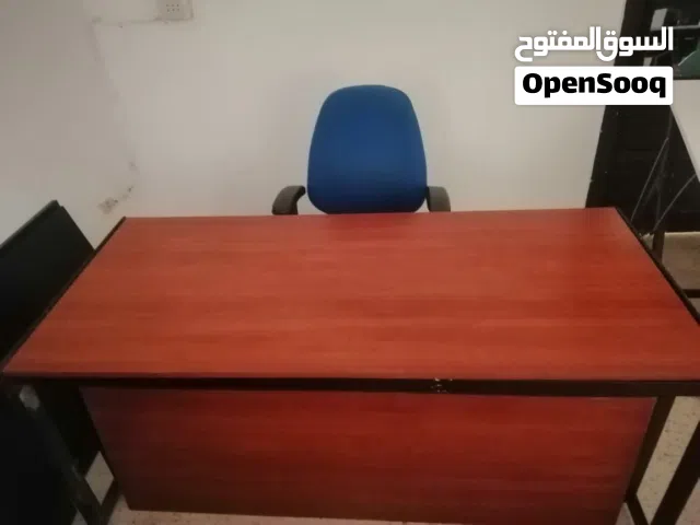 مكتب للبيع