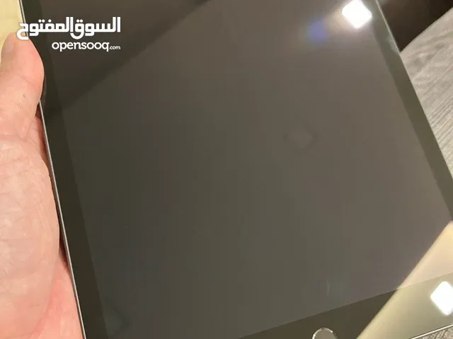 مستخدم iPad 9