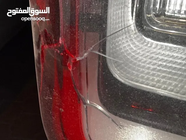 سطاب خلفي يسار LED لفورد اكسبدشن من 2022 -2024