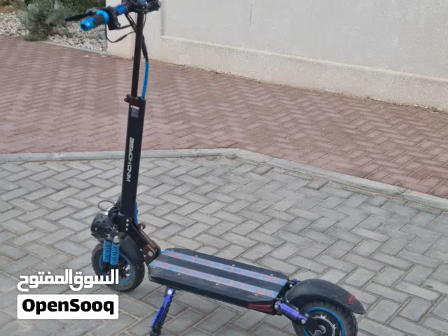 سكوتر windhorse للبيع ب 750 درهم مستعمل شهرين عداده 80km بطاريته 1200w سريع جيدا