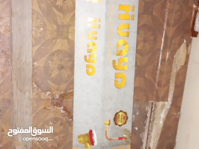 بانيو الطيب توب شاسيه  زاويه أبيض 90*90 ضمان 10سنوات مركب به صرف كامل Muayp نحاس فايز المياه