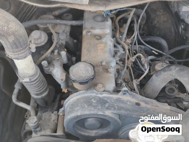 2010 هيونداي H1 GL