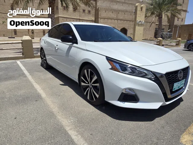 2020 Nissan Altima SR