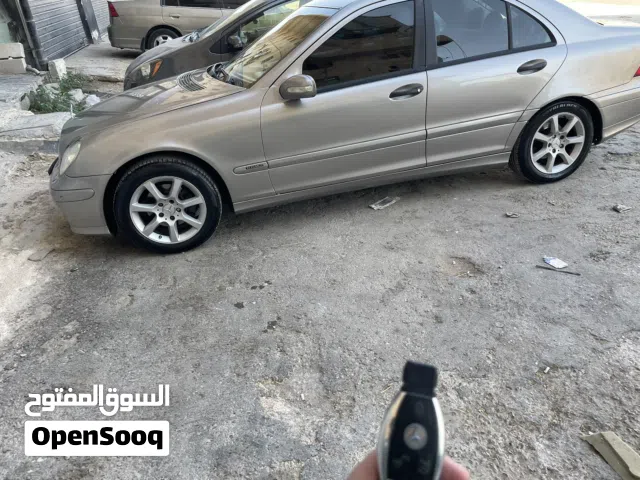 2006 مرسيدس بنز الفئة-C C 180