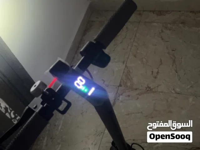 سكوتر شاومي استعمال بسيط مايقارب 45يوم بسعر ممتاز جدا وقابل للنقاش في حدود المعقول
