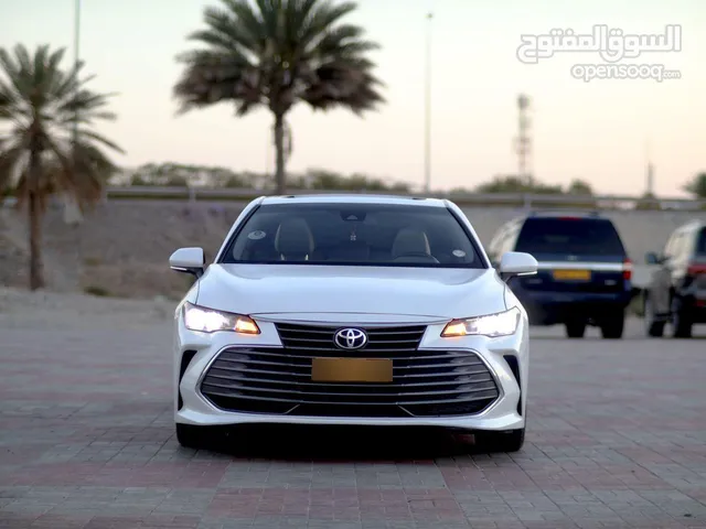Used Toyota Avalon in Ajman