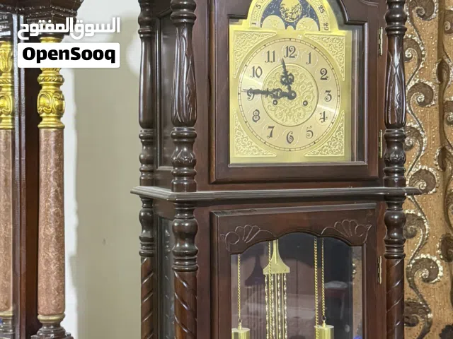 ساعة ديكور تشتغل