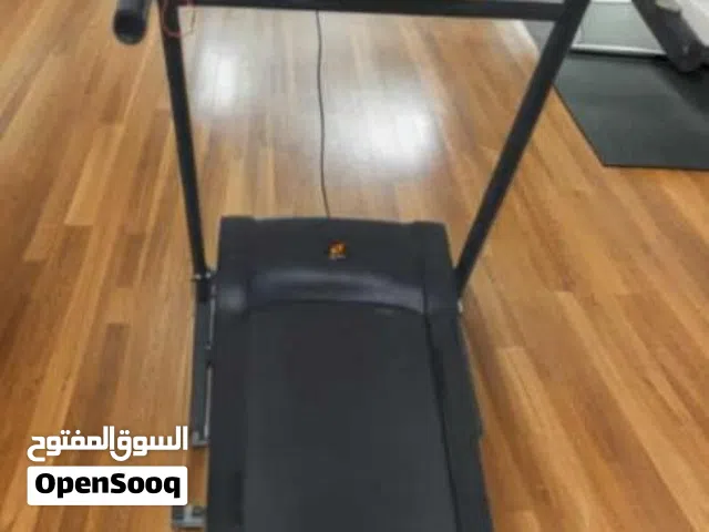 آلة السير الكهربائي من ماركة المبيا( OLYMPIA) . ممتاز جد  (يمكن القول بانه جديد)