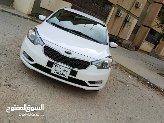Used Kia Cerato in Tripoli