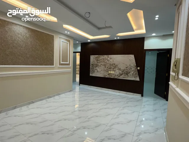 270 m2 5 Bedrooms Apartments for Sale in Jeddah Hai Al-Tayseer