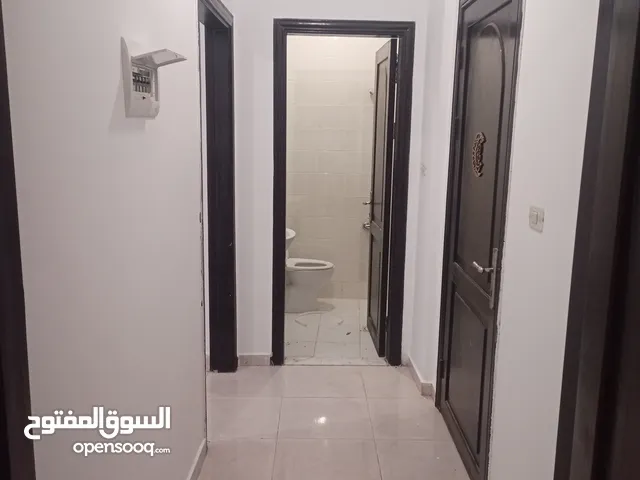 120 m2 5 Bedrooms Apartments for Rent in Zarqa Russayfah