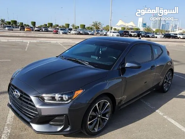 Hyundai Veloster 2.0 Engine just buy and drive. full service was done.