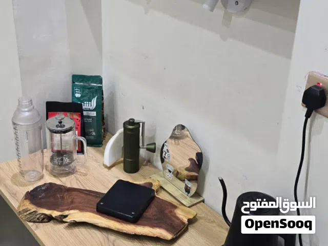 طاوله V60 مع جميع الملحقات