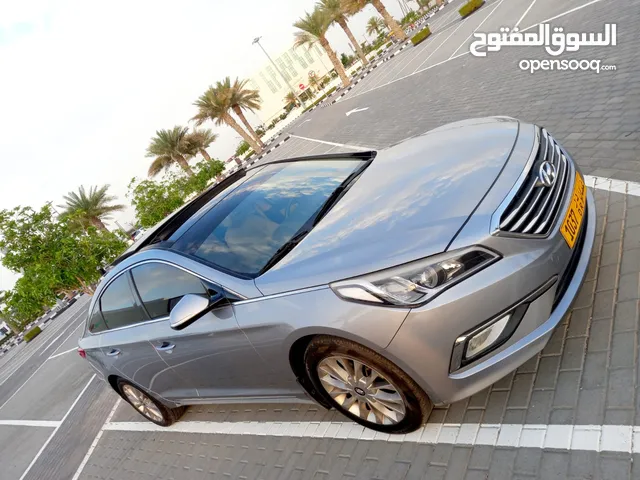 هيونداي سوناتا  رقم1 2015 السيارةخليجي وكالة عمان  بحالةالوكالة