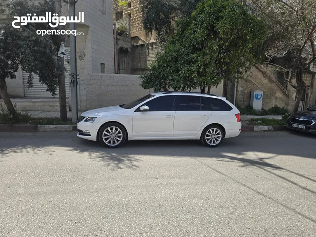 سكودا اوكتافيا