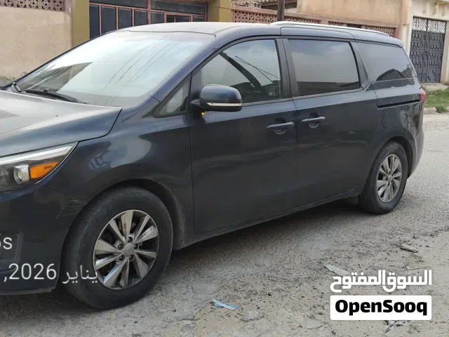 كيا سيدونا 2016