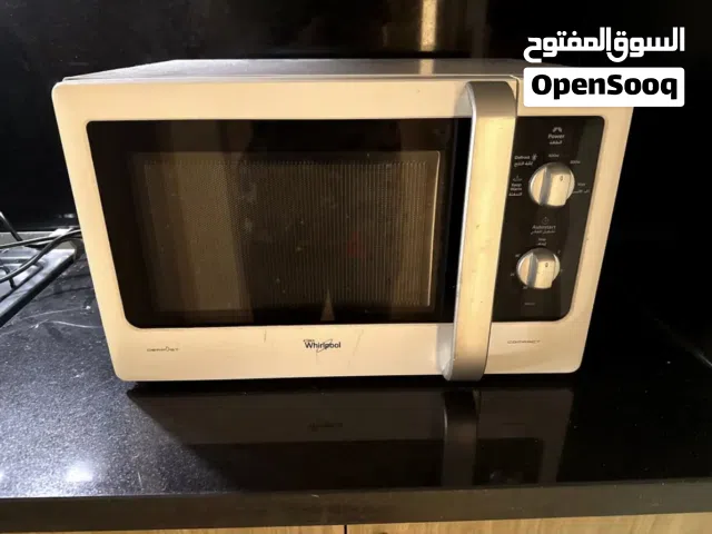 Whirlpool microwave 20L 700W White color