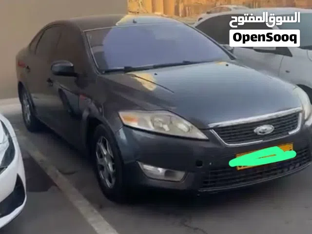 2009 فورد مونديو Standard