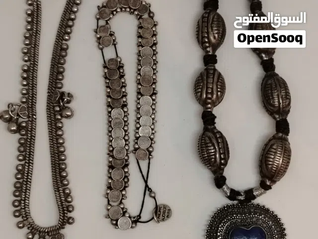 اكسسوارات قديمة